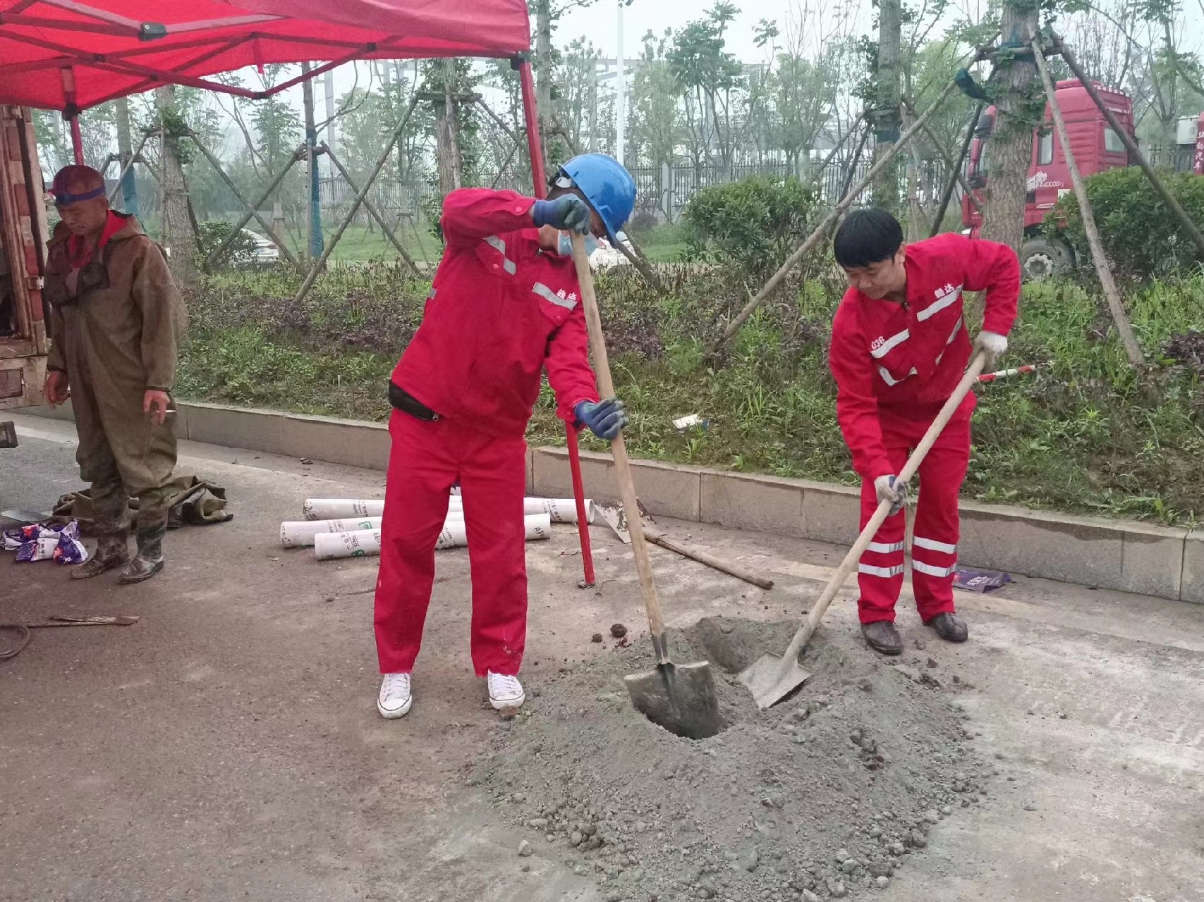 乐至管道疏通哪家好】及时进行市政管道清淤